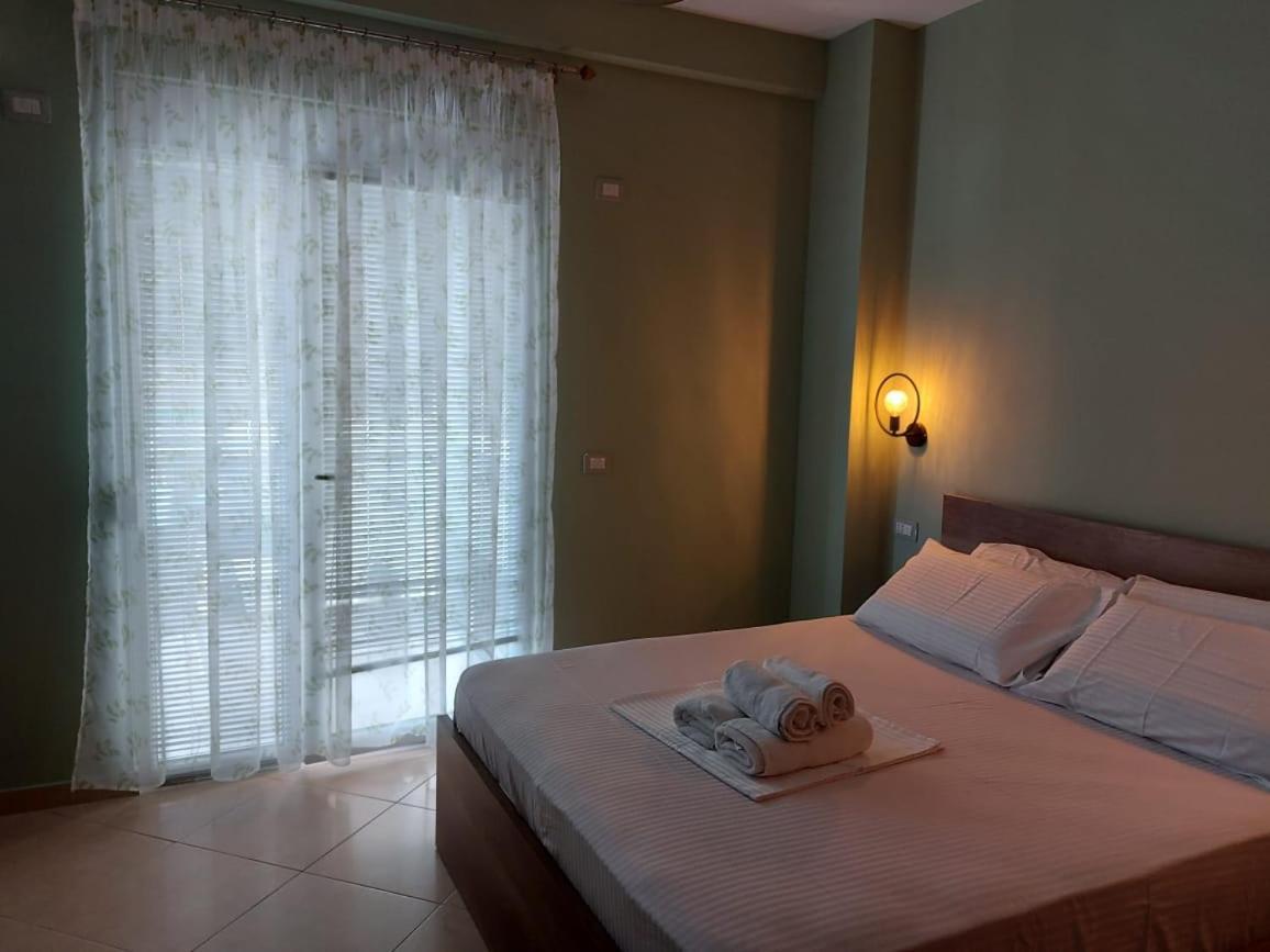 Deni Sea View Apartment Vlore Luaran gambar
