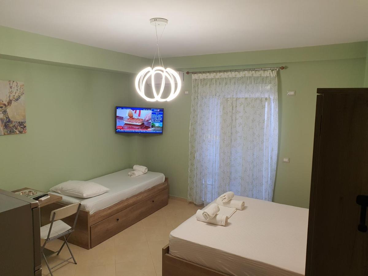 Deni Sea View Apartment Vlore Luaran gambar