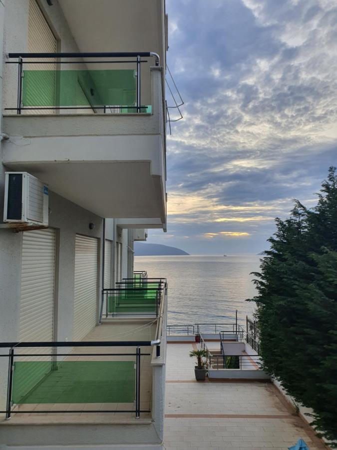 Deni Sea View Apartment Vlore Luaran gambar