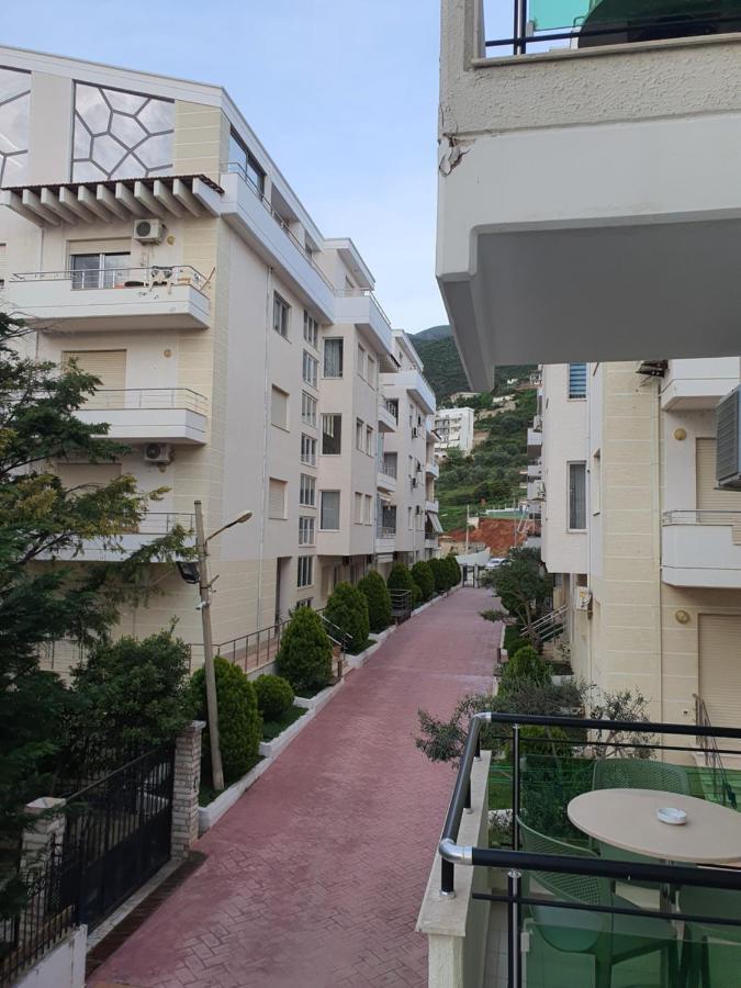 Deni Sea View Apartment Vlore Luaran gambar