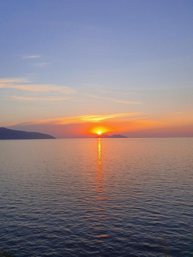 Deni Sea View Apartment Vlore Luaran gambar