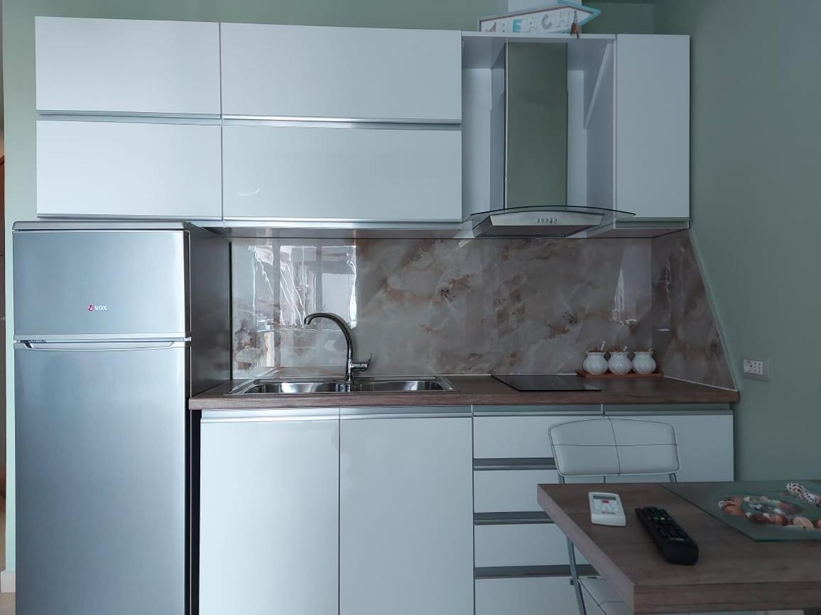 Deni Sea View Apartment Vlore Luaran gambar