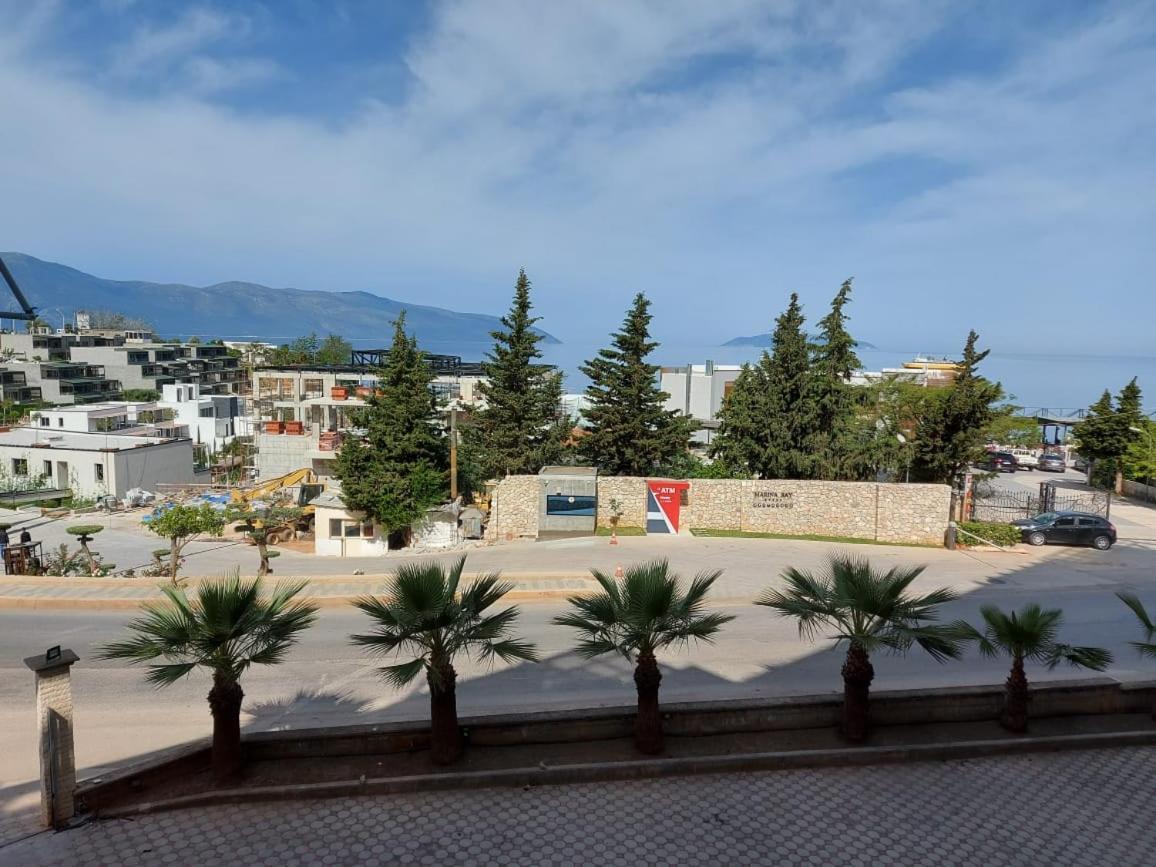 Deni Sea View Apartment Vlore Luaran gambar